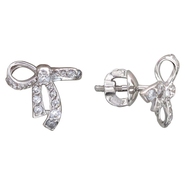 Серьги с 34 фианитами весом 0.66 карата из белого золота 585 пробы