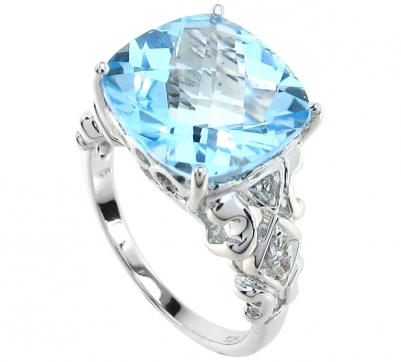 Кольцо из серебра 925 пробы с топазом